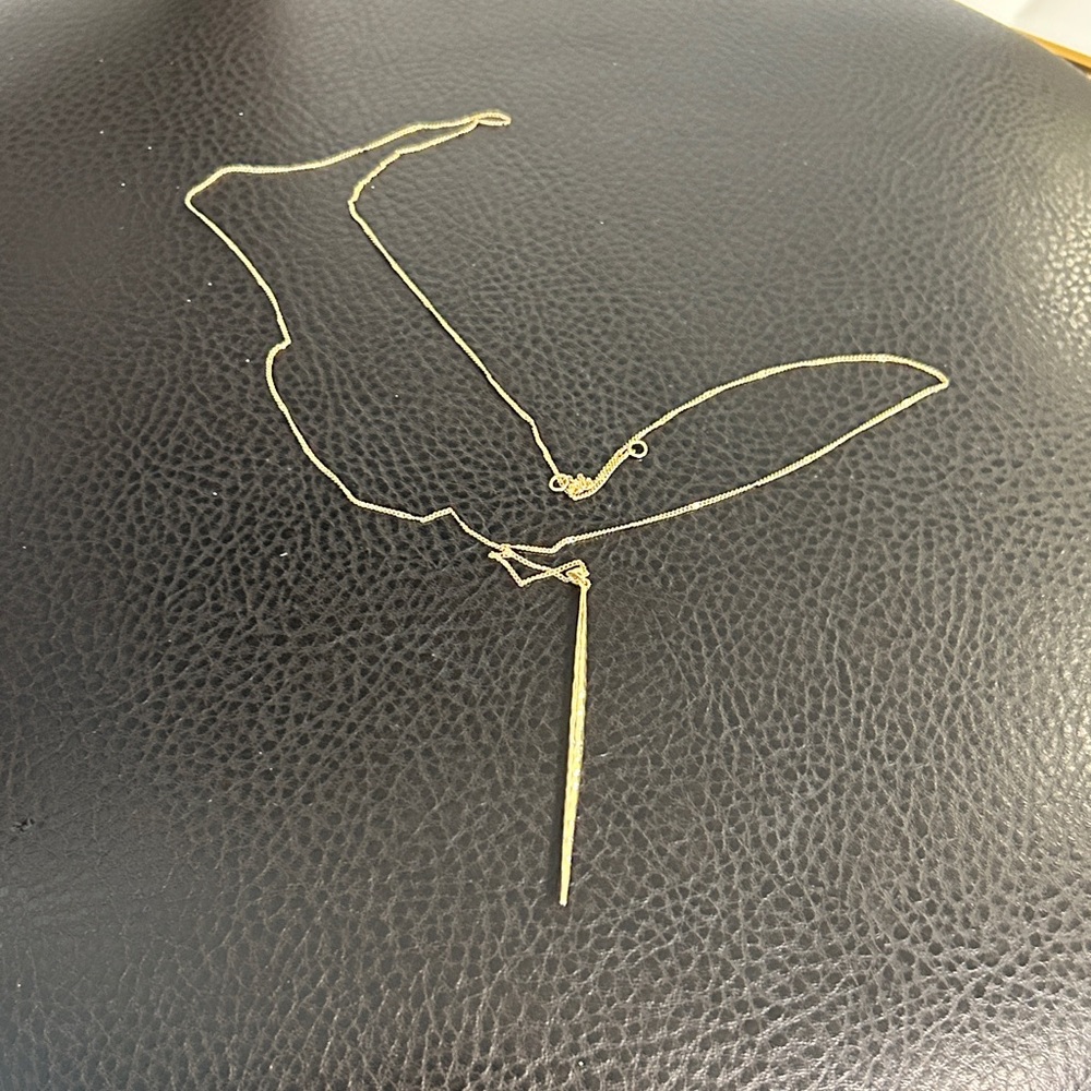 Stella & Dot Gold Minimalist Necklace with Vertical Bar Pendant